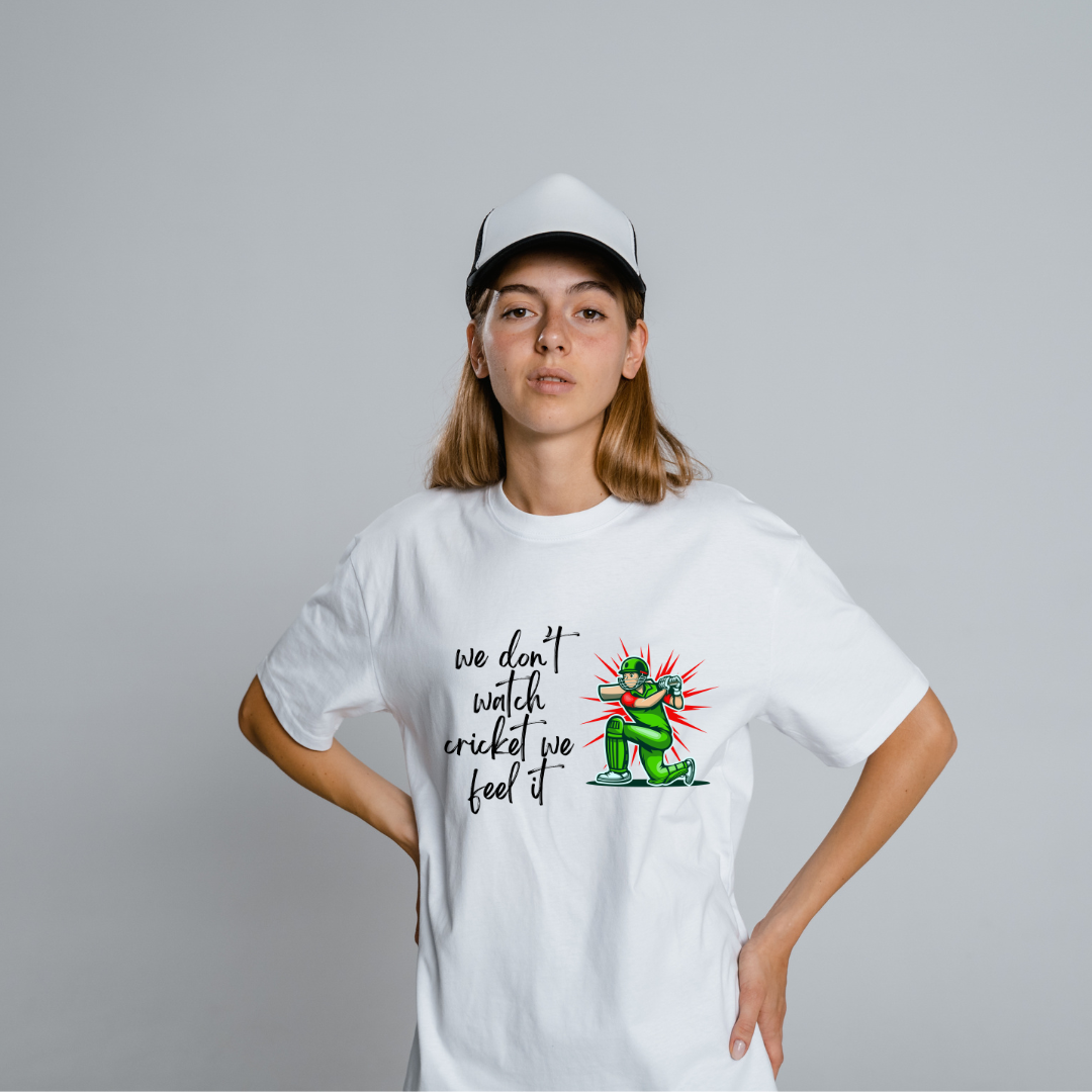 T-SHIRT  with cricket qoute